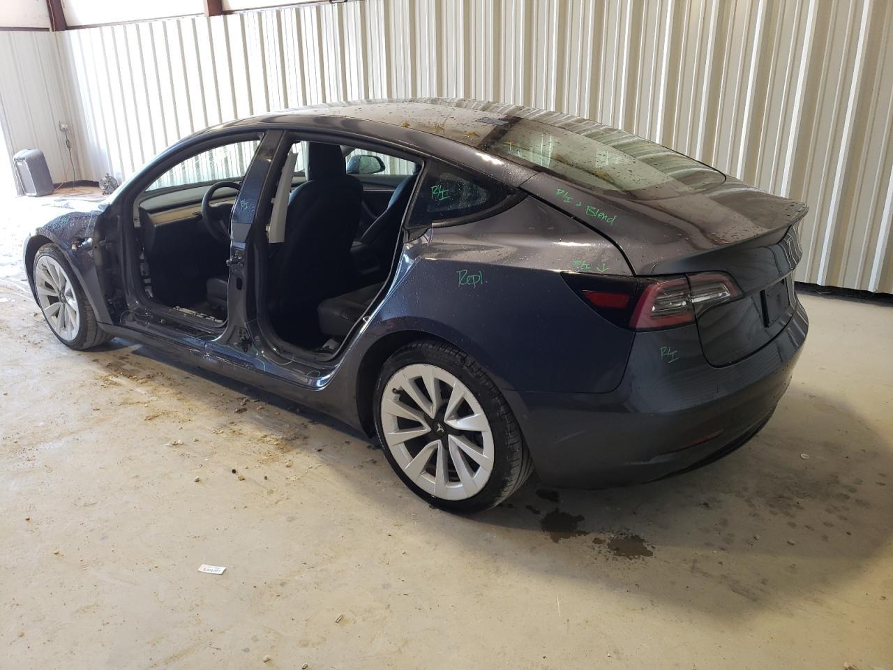 2022 TESLA MODEL 3 - Image 2