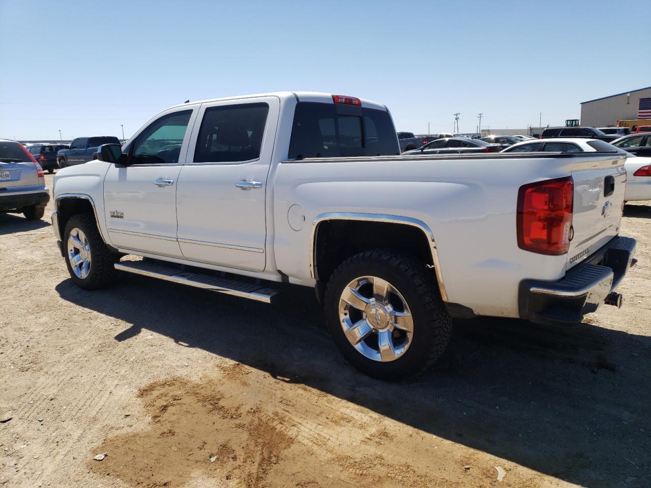 2016 CHEVROLET SILVERADO - Фото 2