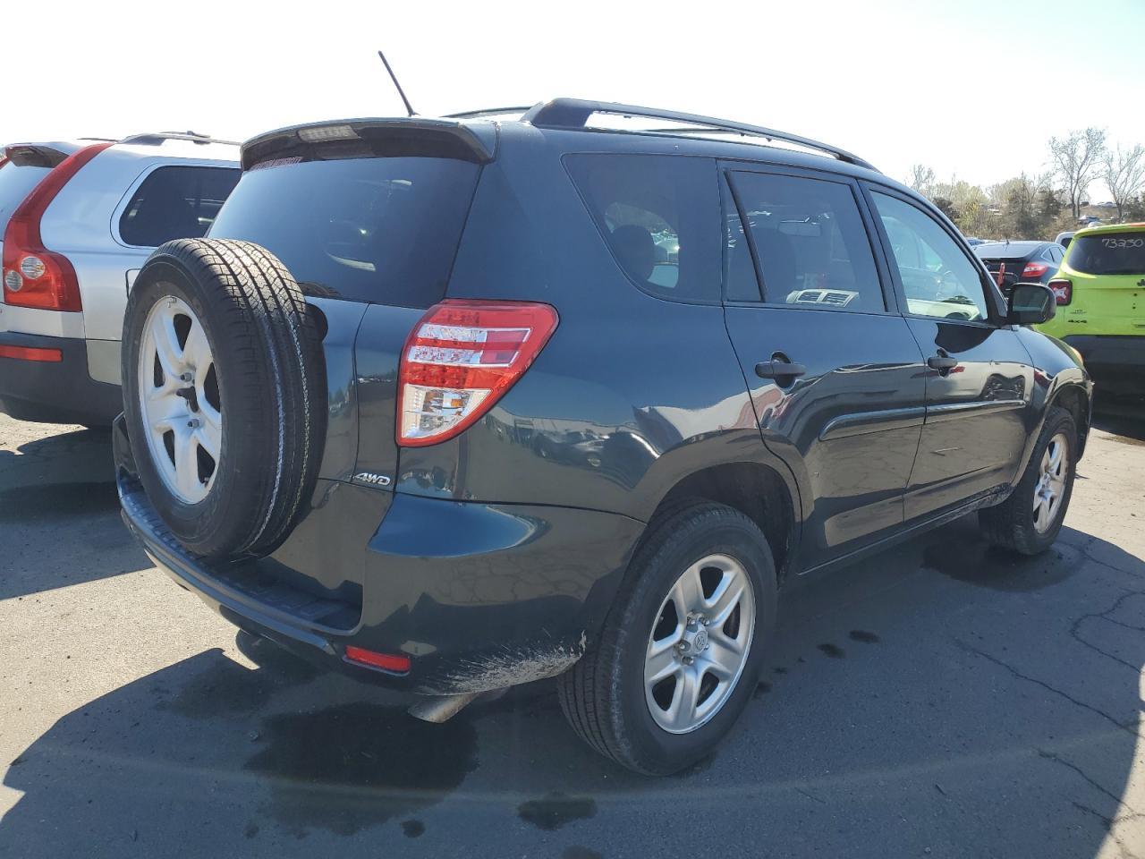 2011 TOYOTA RAV4 - Image 3