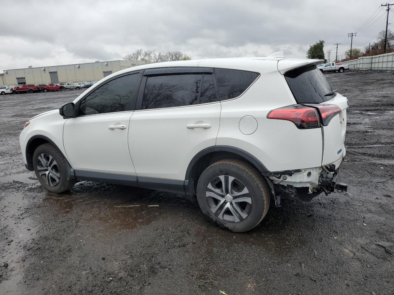 2018 TOYOTA RAV4 LE - Image 2