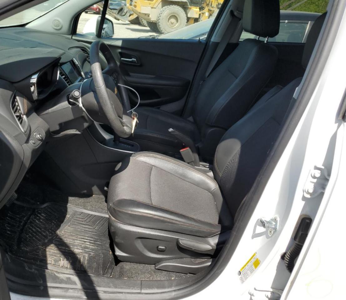 2021 CHEVROLET TRAX 1LT - Image 7