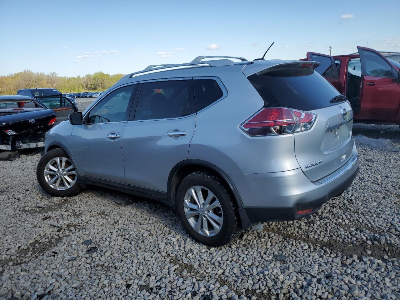 2014 NISSAN ROGUE S - Фото 2