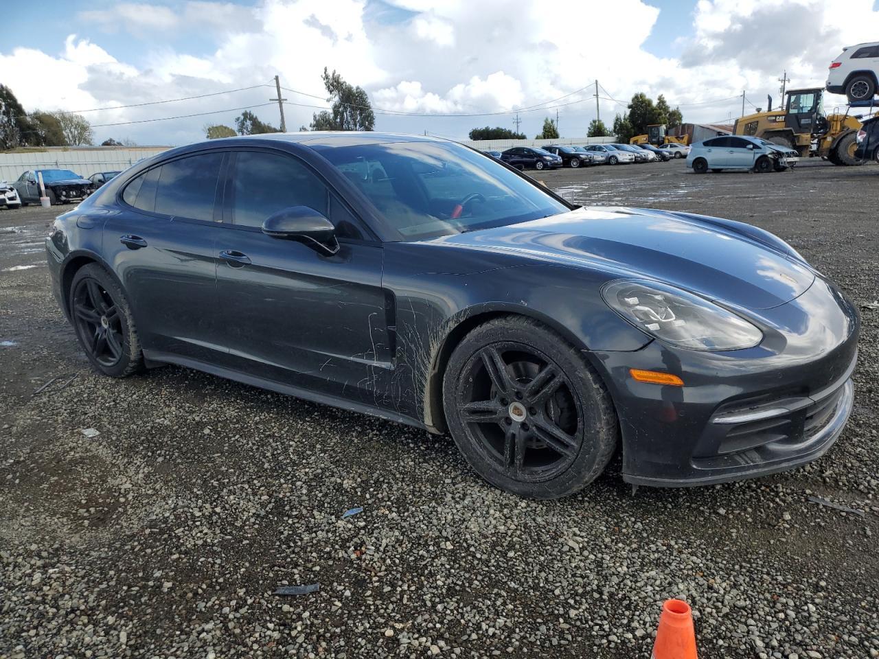 2018 PORSCHE PANAMERA 4 - Фото 4