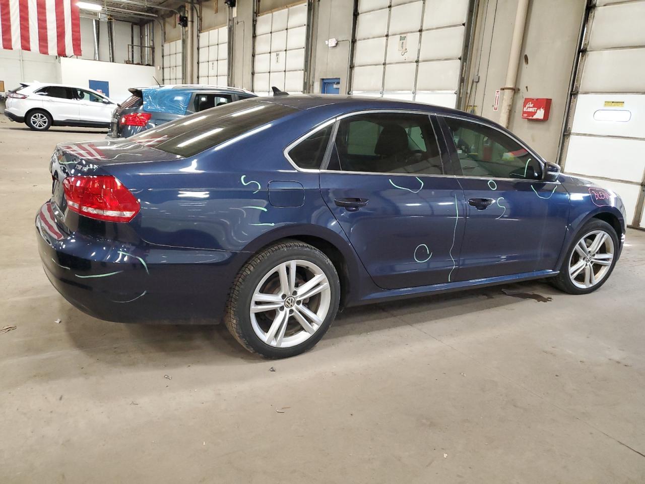 2014 VOLKSWAGEN PASSAT SE - Фото 3