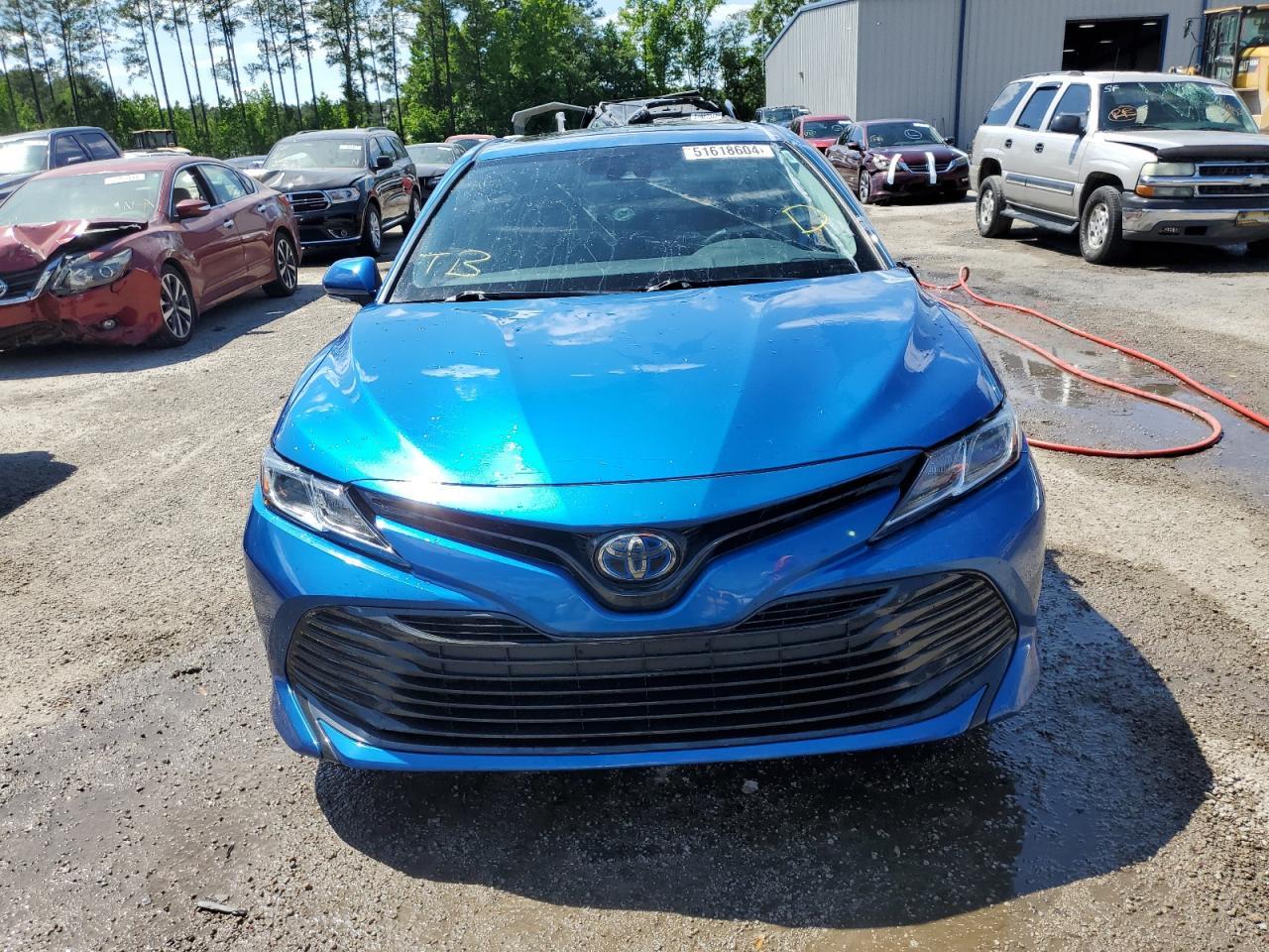 2019 TOYOTA CAMRY LE - Image 5