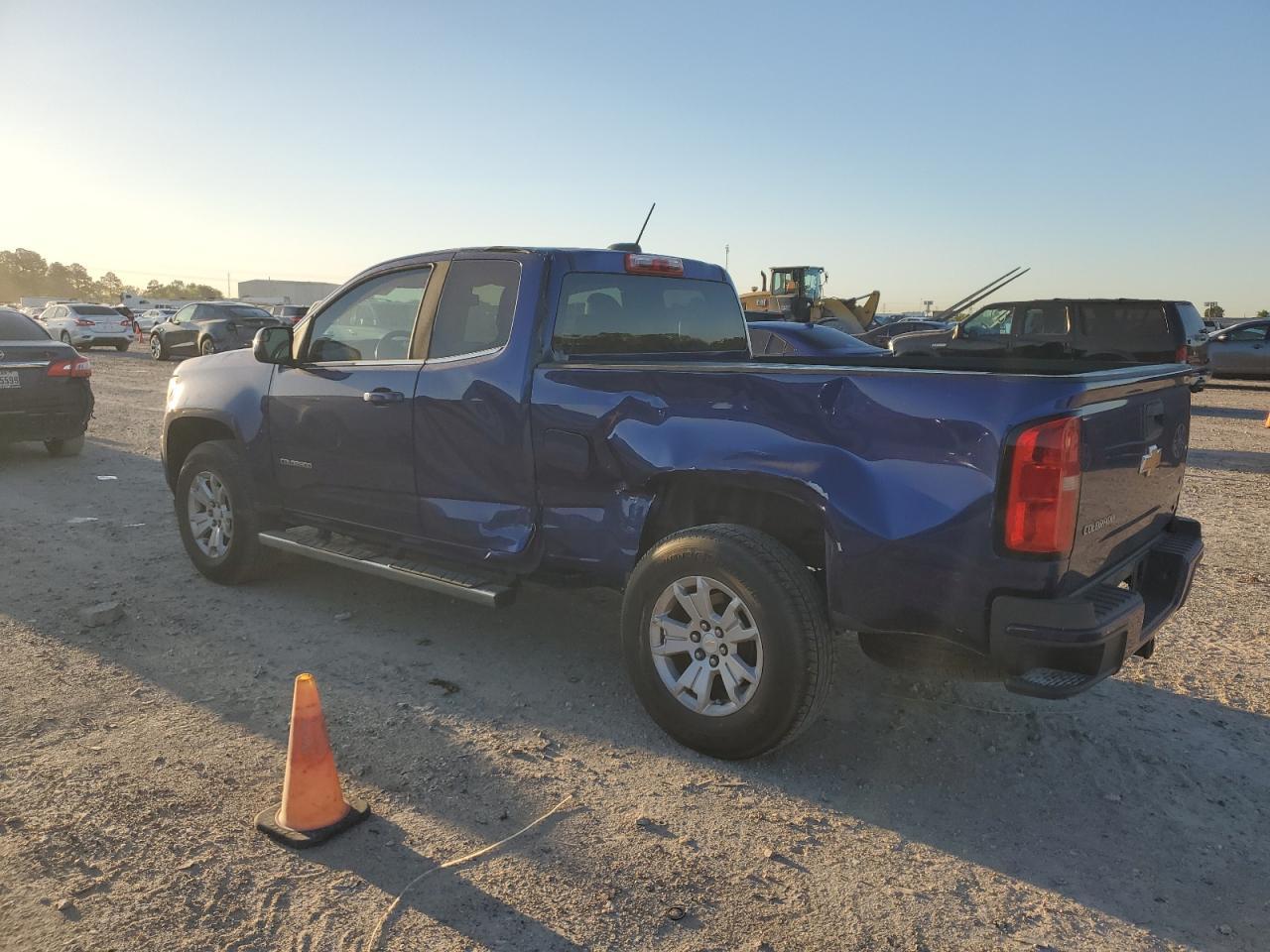 2016 CHEVROLET COLORADO L - Фото 2