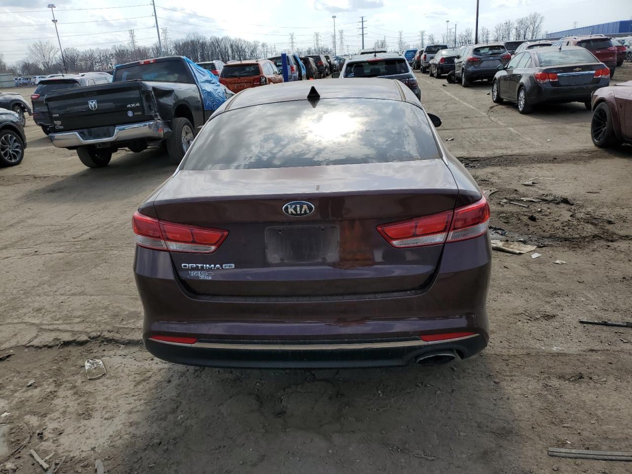 2016 KIA OPTIMA LX - Фото 6
