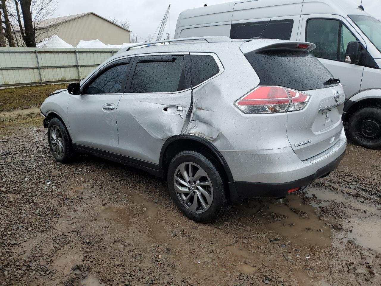 2015 NISSAN ROGUE S - Фото 2