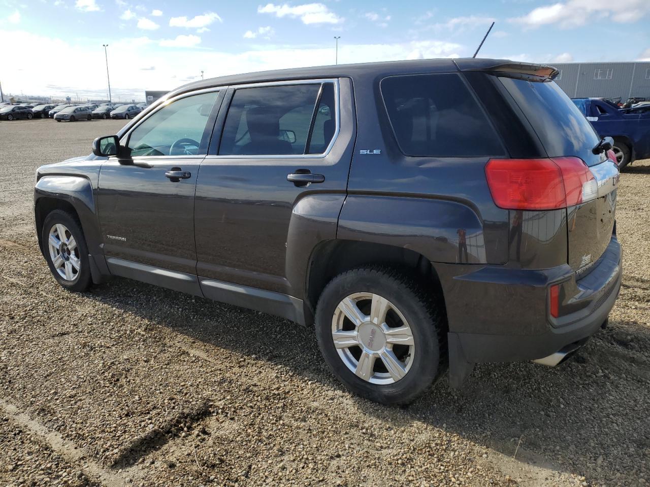 2016 GMC TERRAIN SL - Image 2