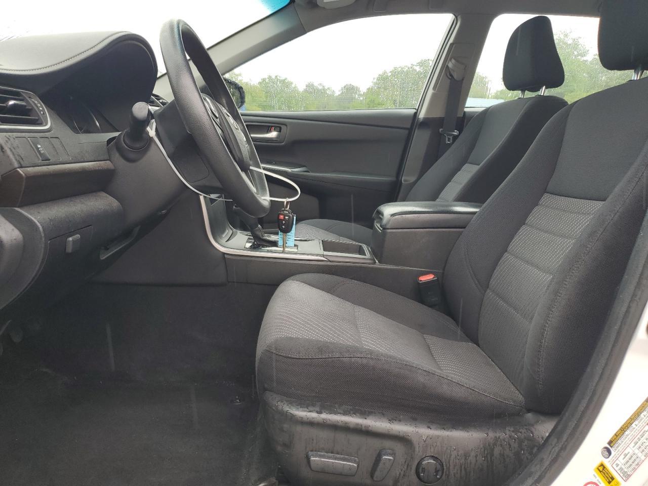 2017 TOYOTA CAMRY LE A - Фото 7