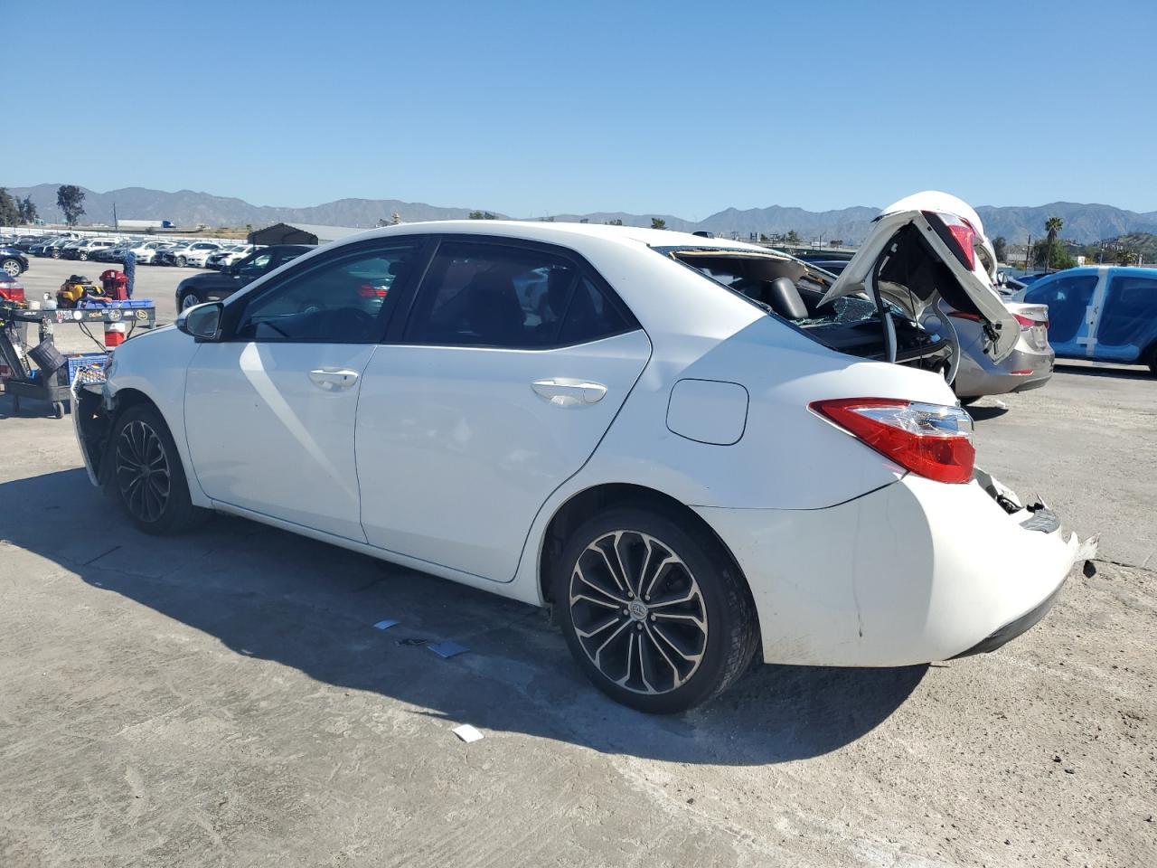 2014 TOYOTA COROLLA L - Image 2