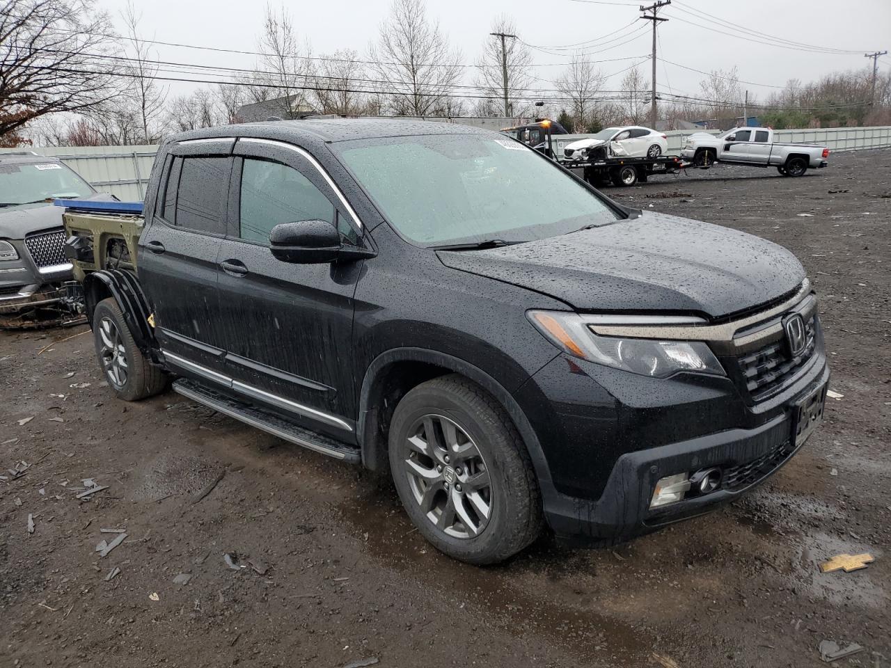 2017 HONDA RIDGELINE - Фото 4
