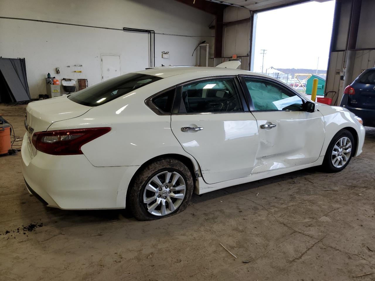2018 NISSAN ALTIMA 2.5 - Image 3