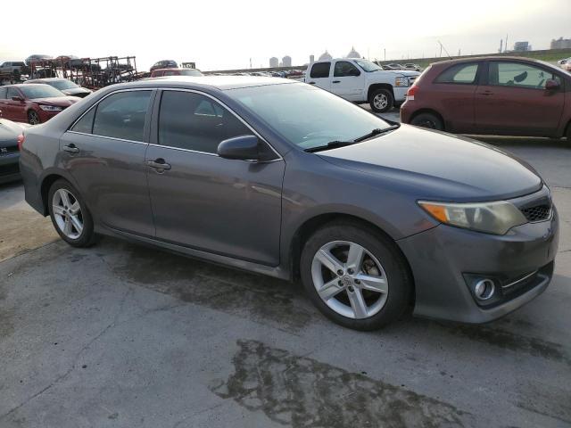 2014 Toyota Camry L - Фото 4