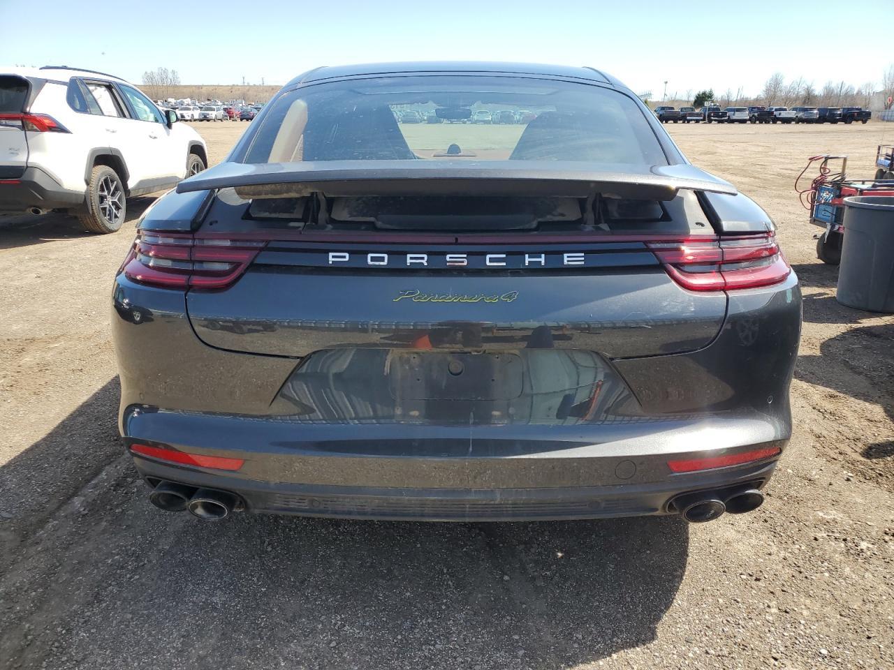 2018 PORSCHE PANAMERA 4 - Image 6