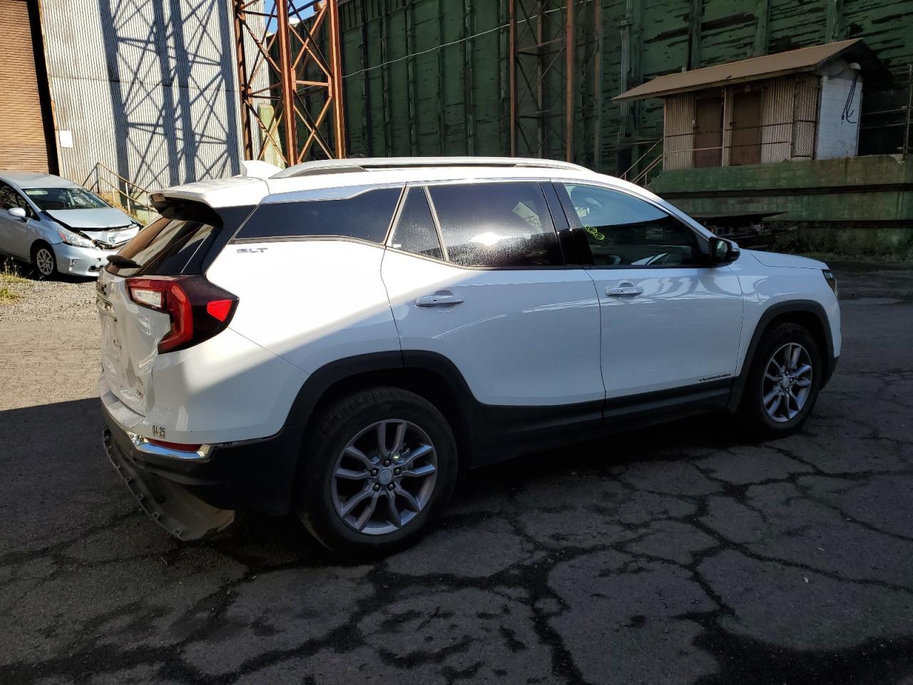 2023 GMC TERRAIN SL - Фото 3