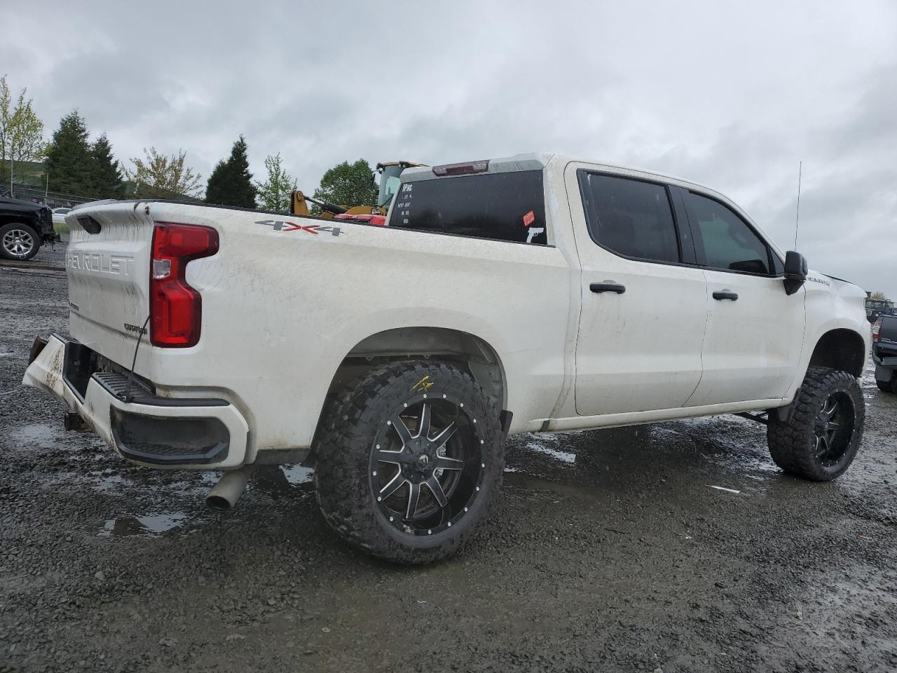 2019 CHEVROLET SILVERADO - Image 3