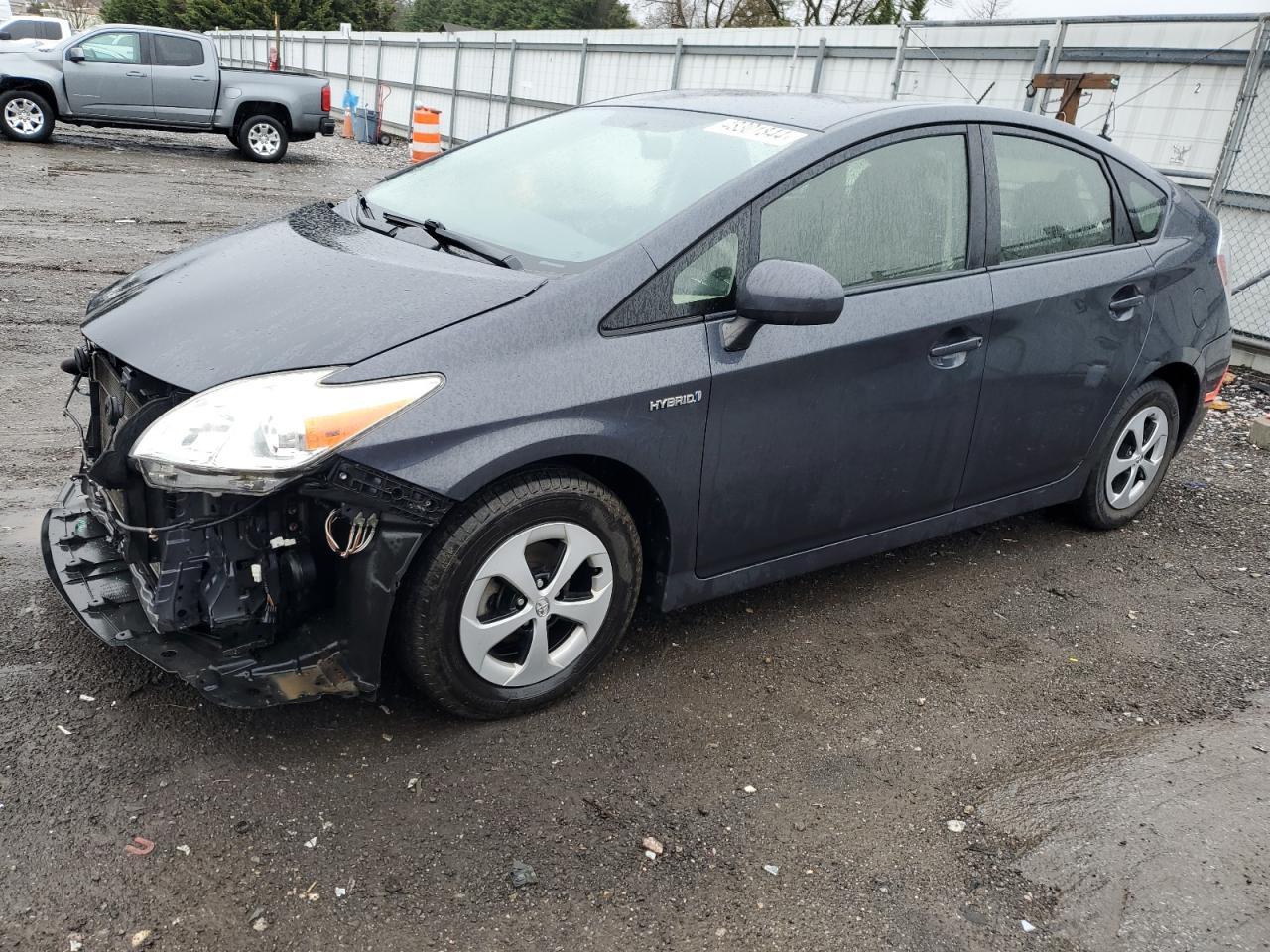 2013 TOYOTA PRIUS car image