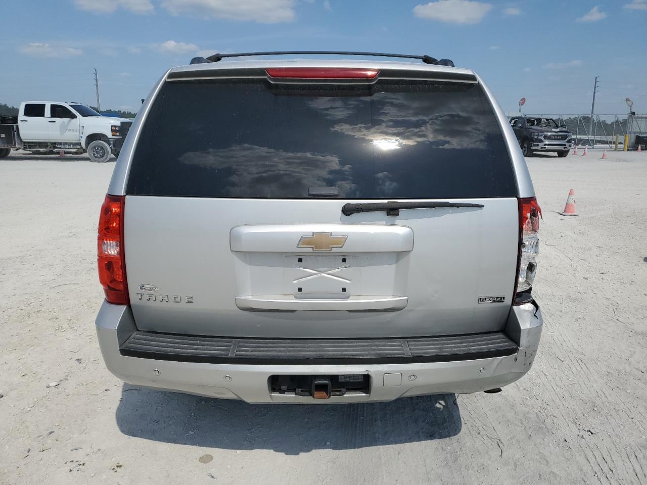 2011 CHEVROLET TAHOE K150 - Image 6