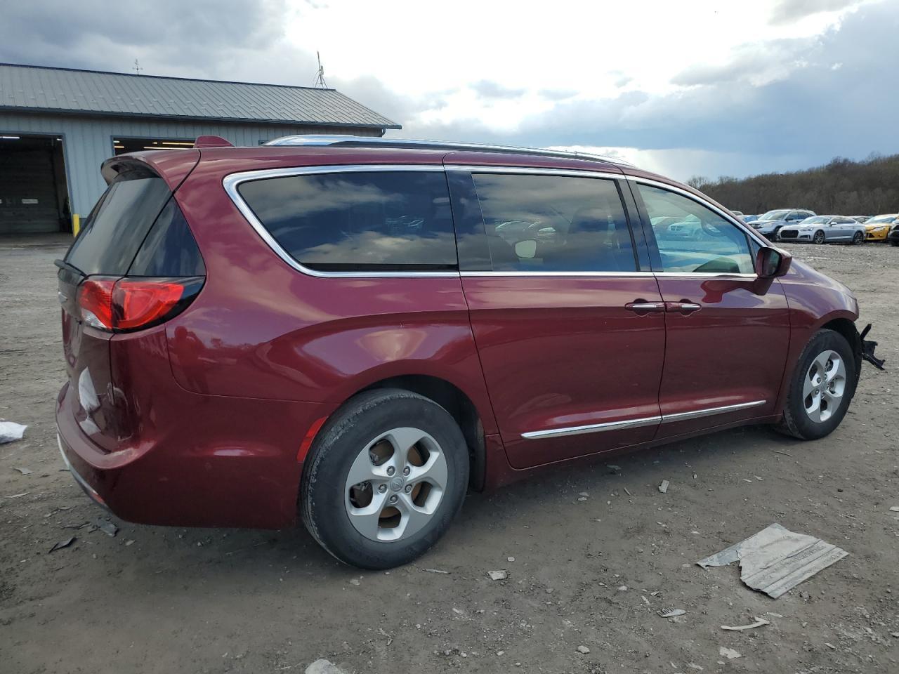 2017 CHRYSLER PACIFICA T - Image 3