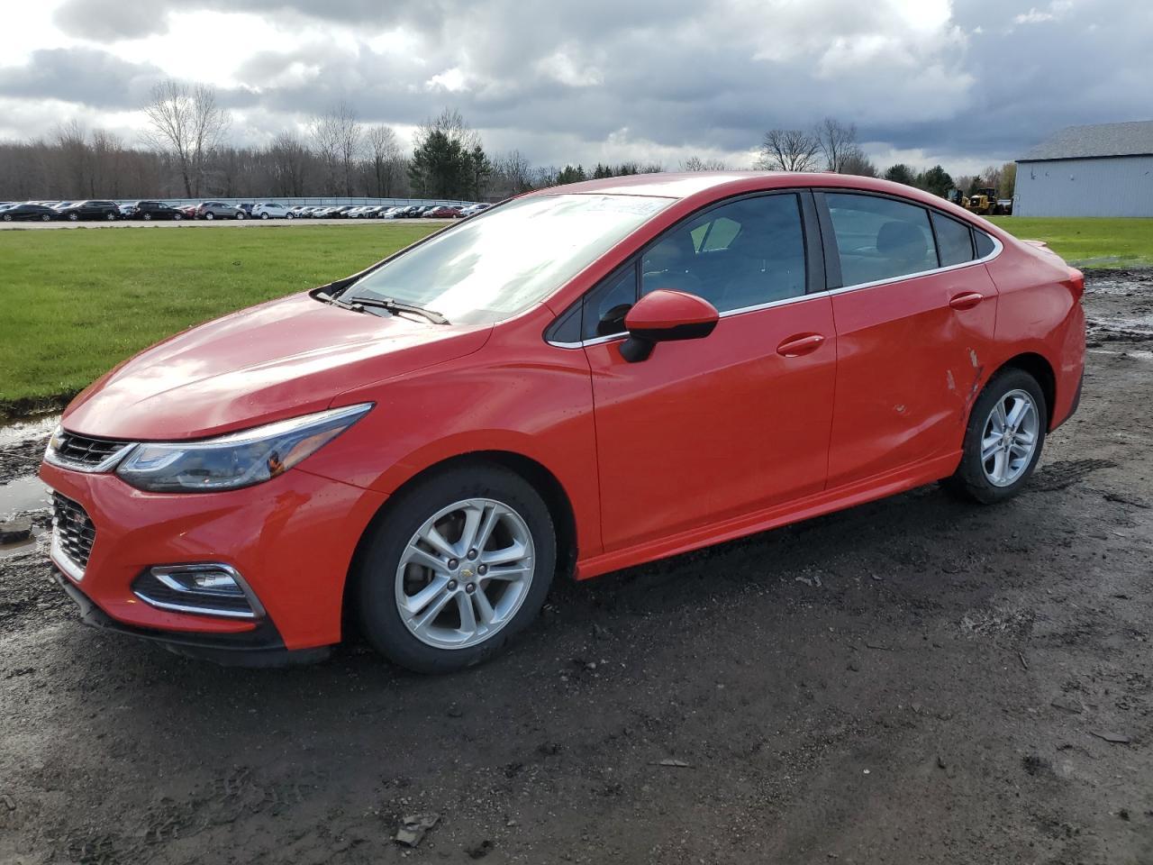 2017 CHEVROLET CRUZE LT