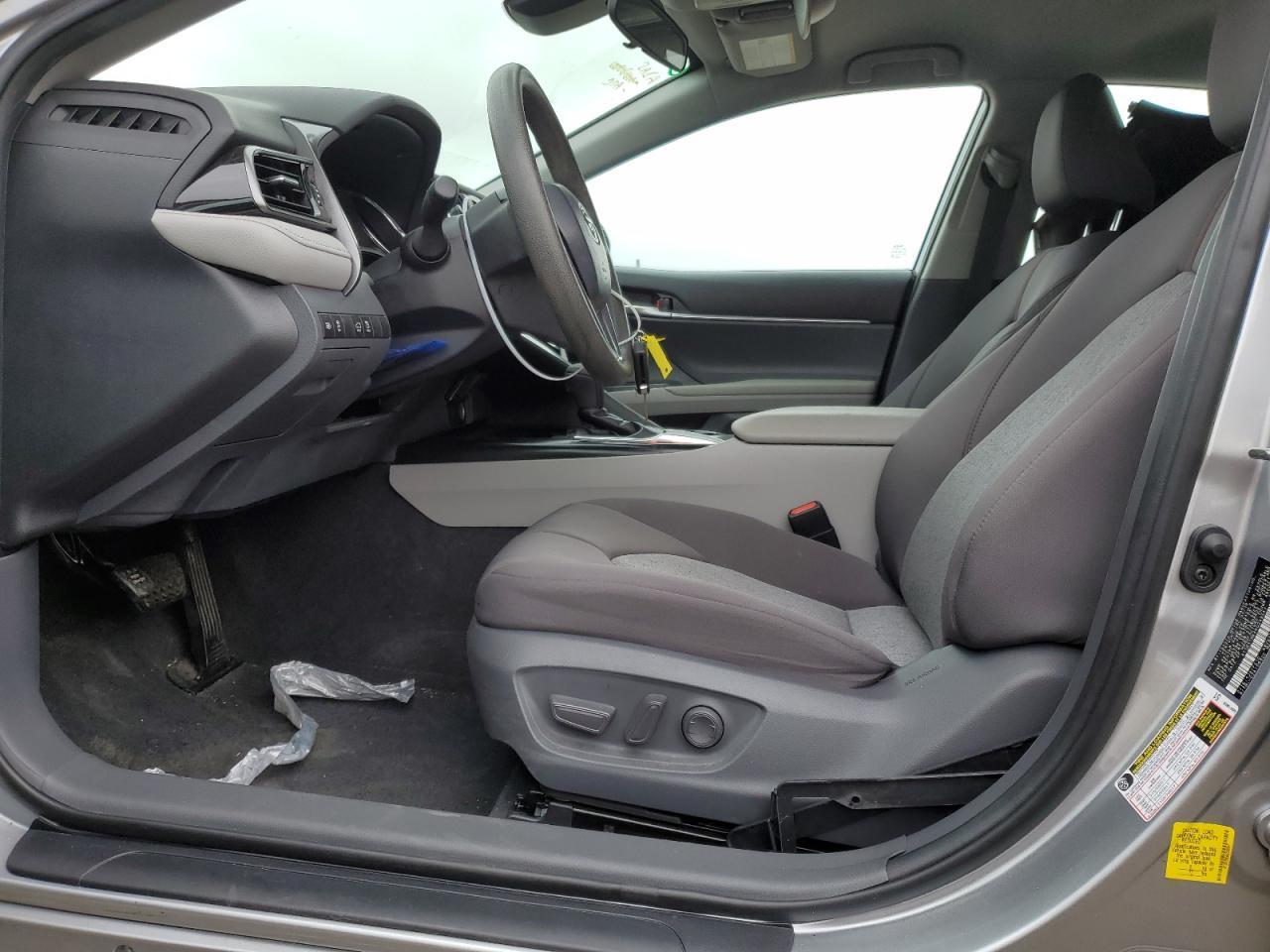 2019 TOYOTA CAMRY L - Image 7