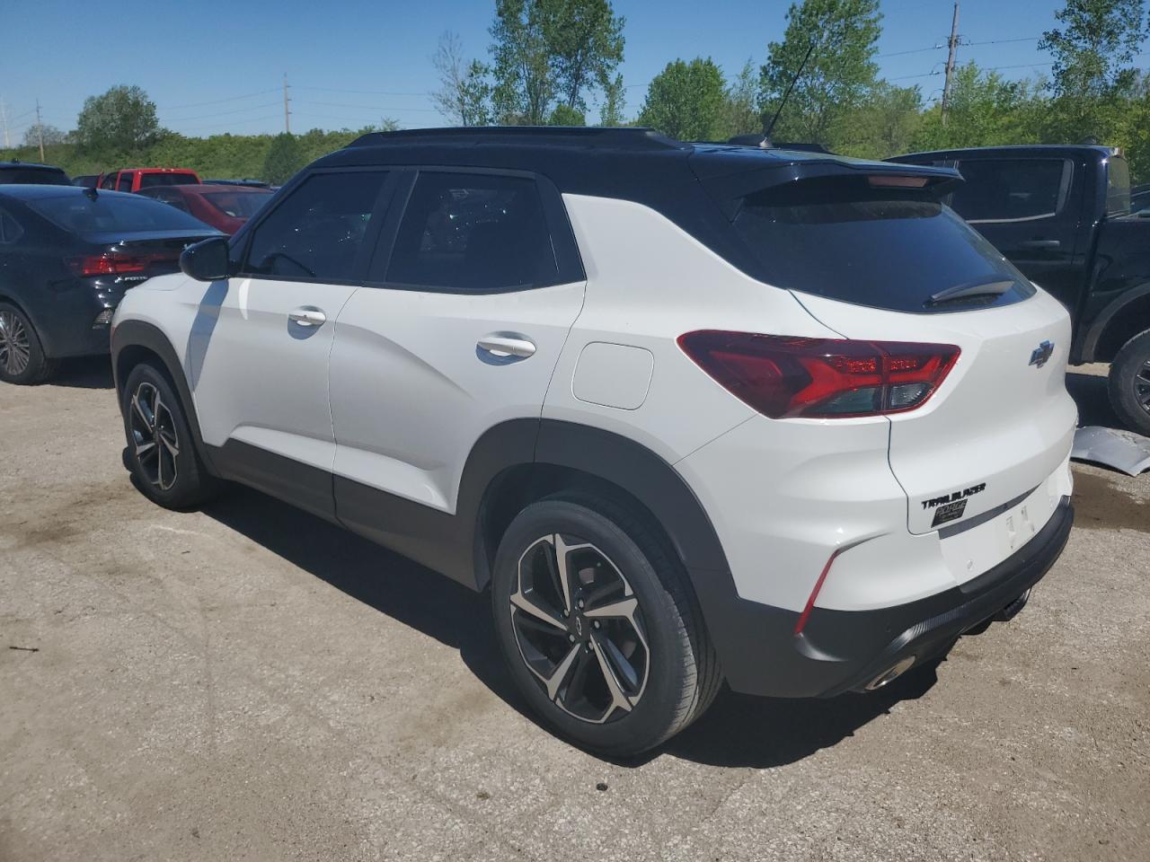 2021 CHEVROLET TRAILBLAZE - Image 2