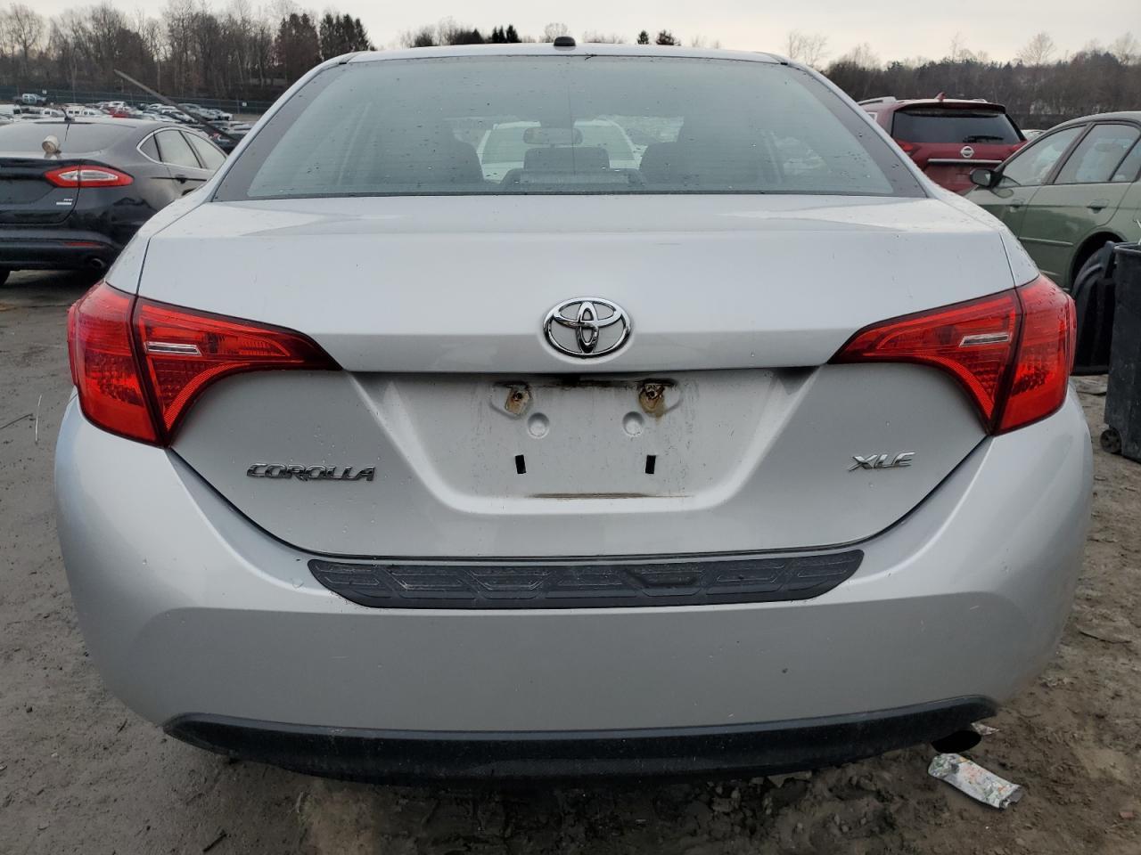 2018 TOYOTA COROLLA L - Image 6