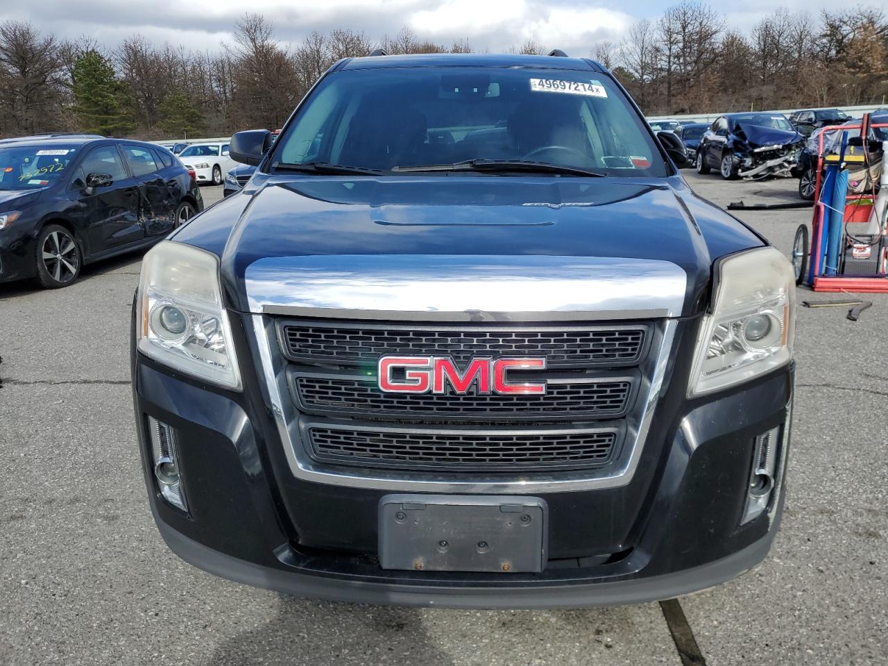 2014 GMC TERRAIN SL - Image 5