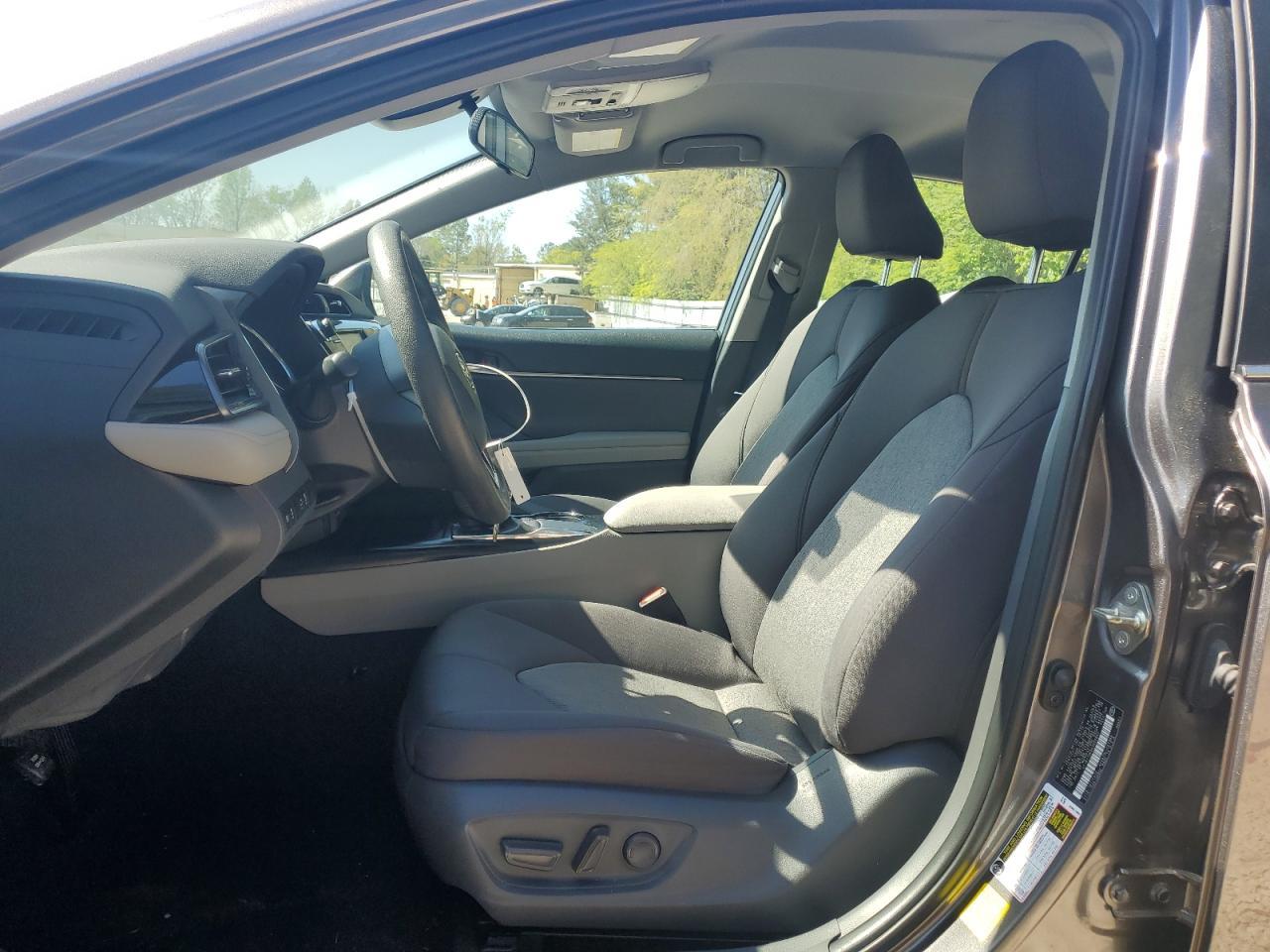 2019 TOYOTA CAMRY L - Image 7