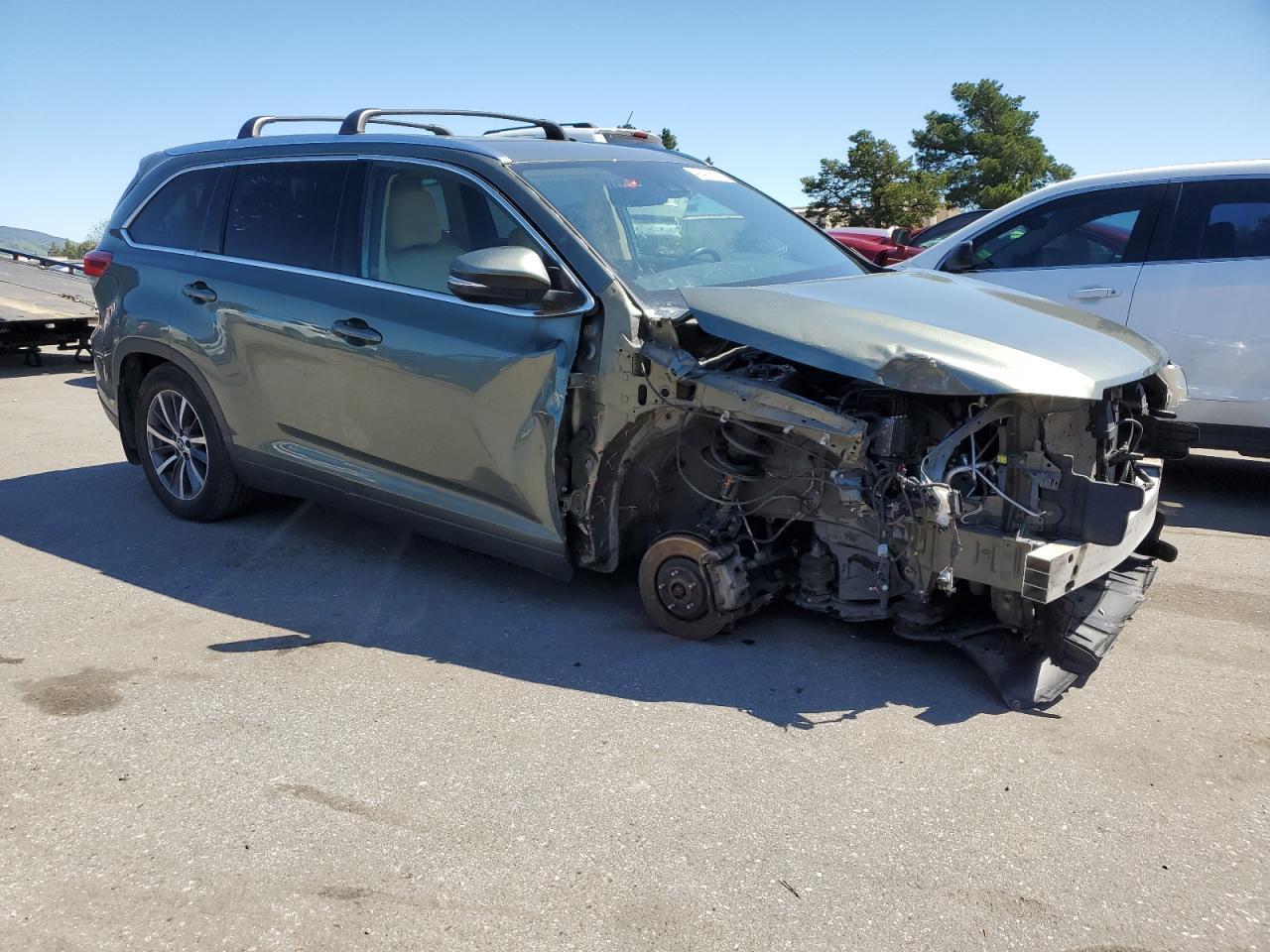 2019 TOYOTA HIGHLANDER - Фото 4