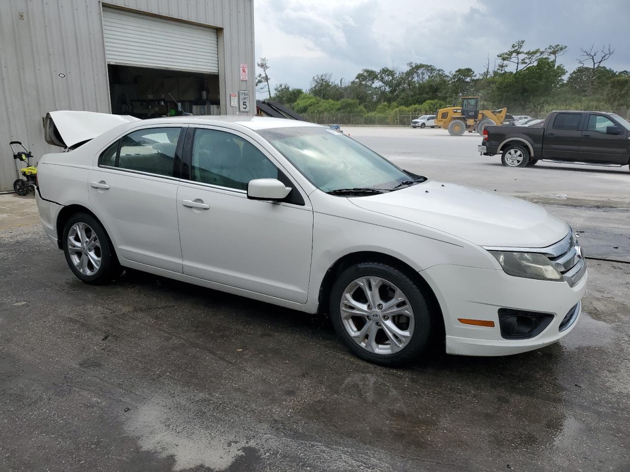 2012 FORD FUSION SE - Image 4