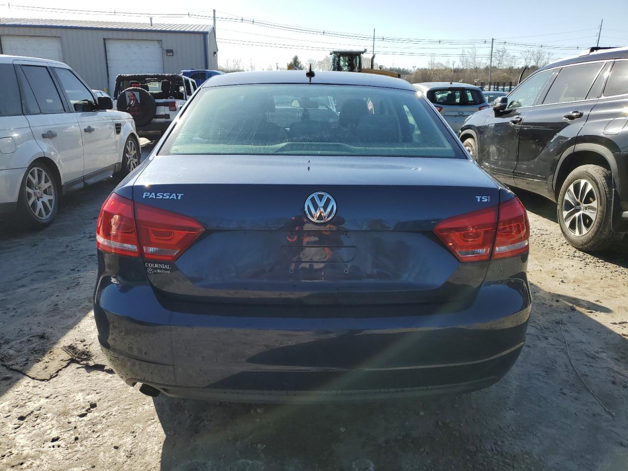 2014 VOLKSWAGEN PASSAT S - Фото 6