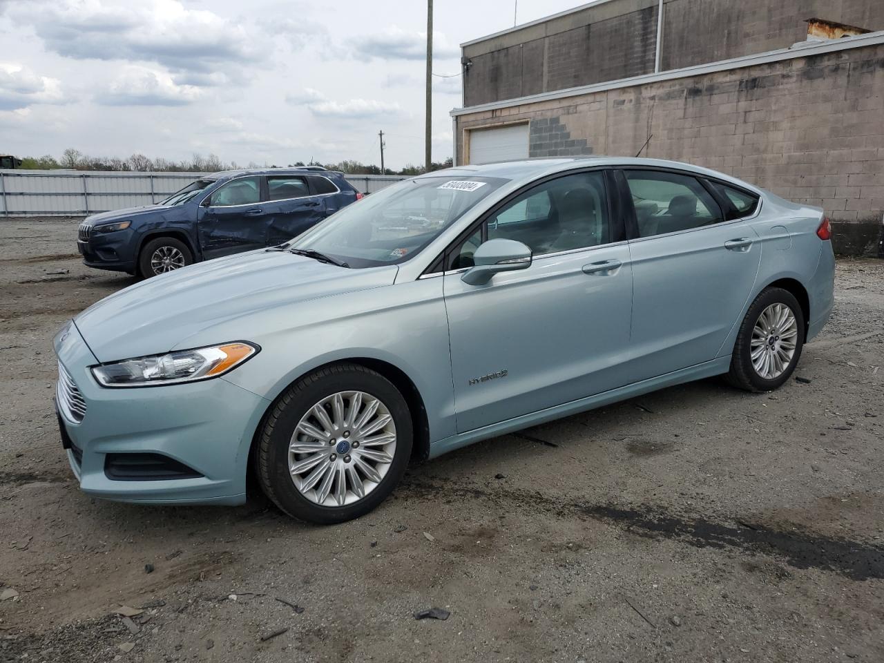 2013 FORD FUSION SE car image