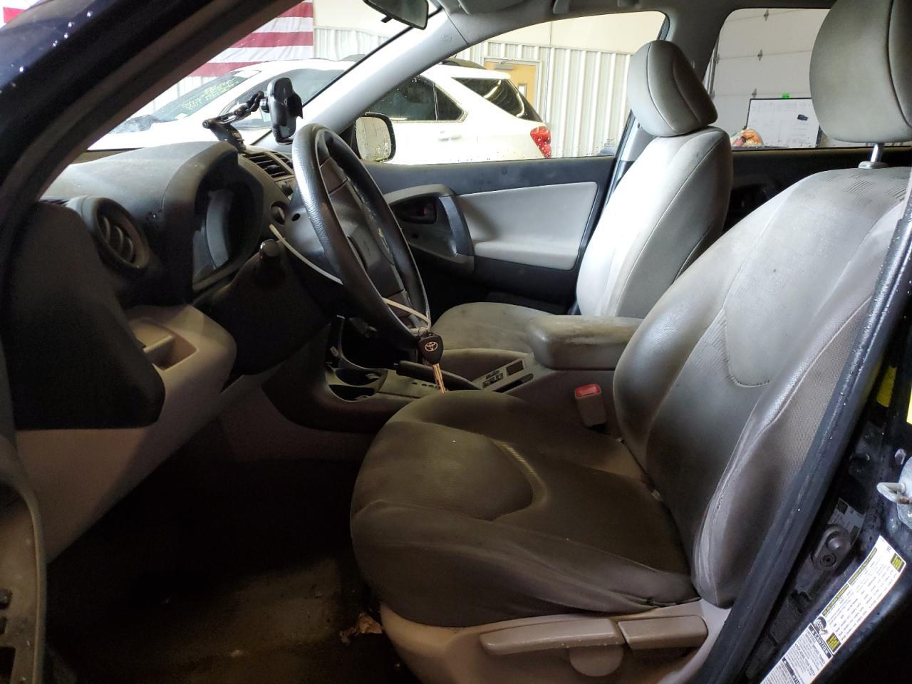 2011 TOYOTA RAV4 - Image 7