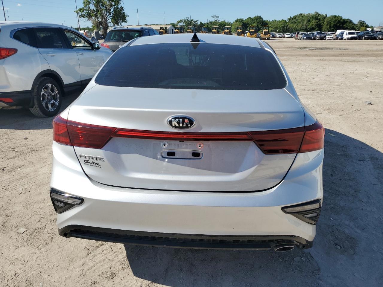 2020 KIA FORTE FE - Фото 6