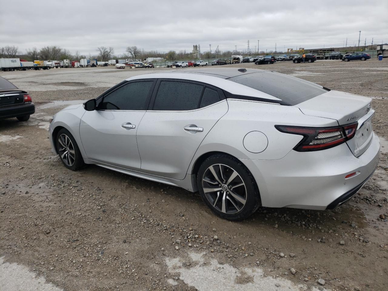 2019 NISSAN MAXIMA S - Фото 2