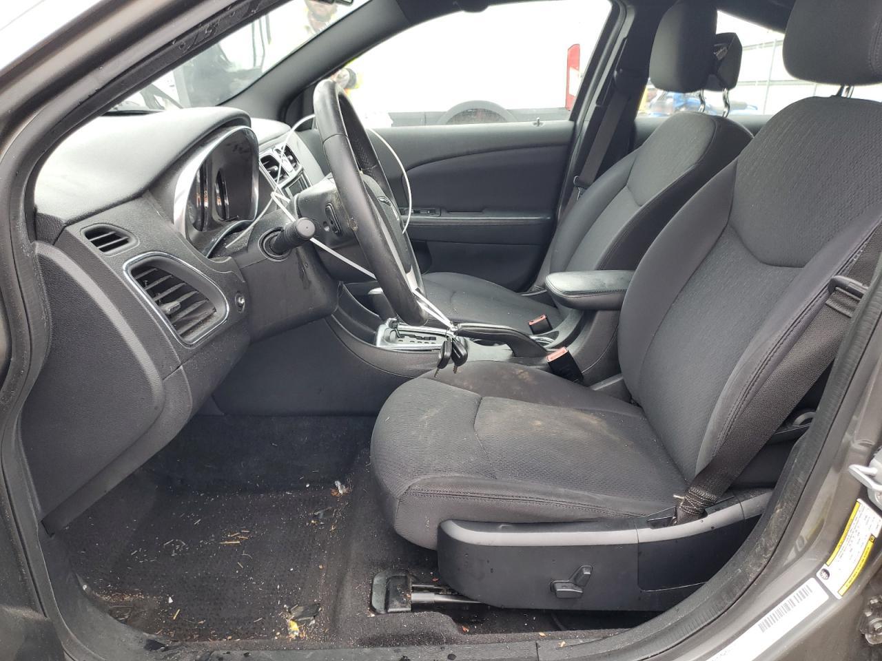 2012 CHRYSLER 200 TOURIN - Image 7