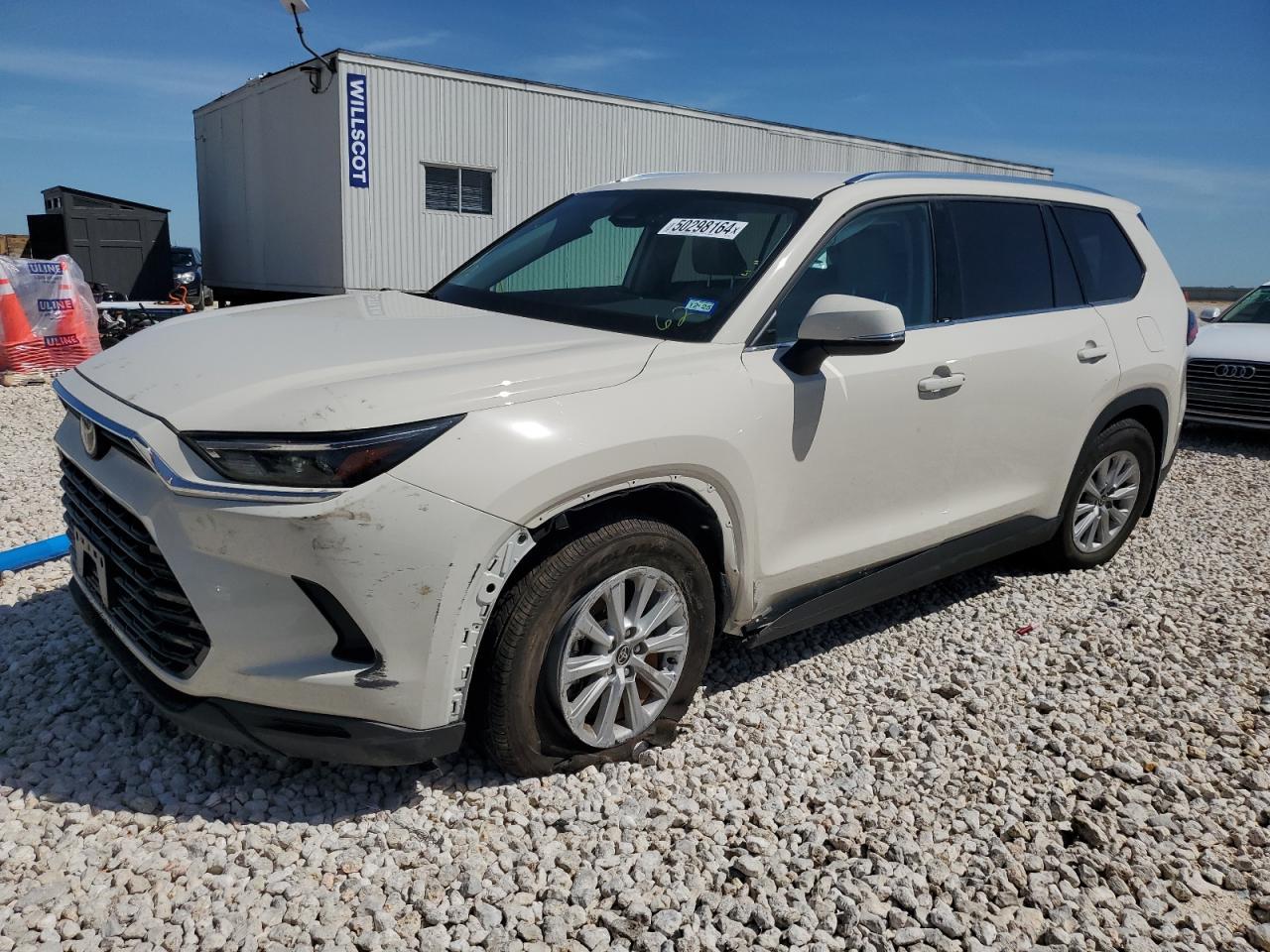 2024 TOYOTA GRAND HIGH
