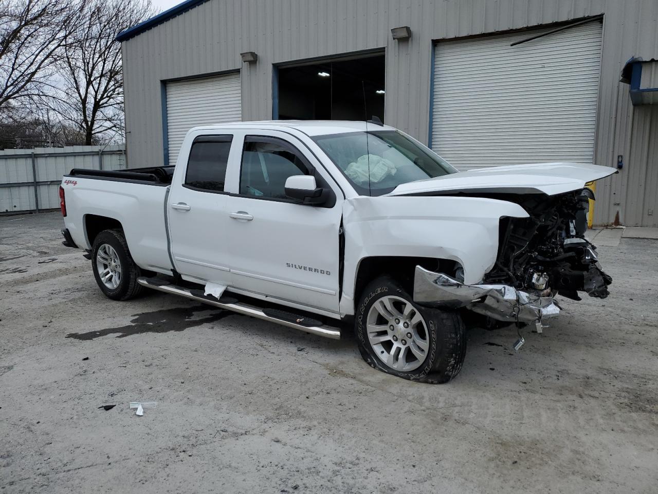 2016 CHEVROLET SILVERADO - Фото 4