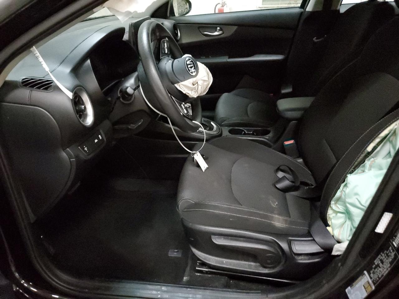 2021 KIA FORTE FE - Image 7