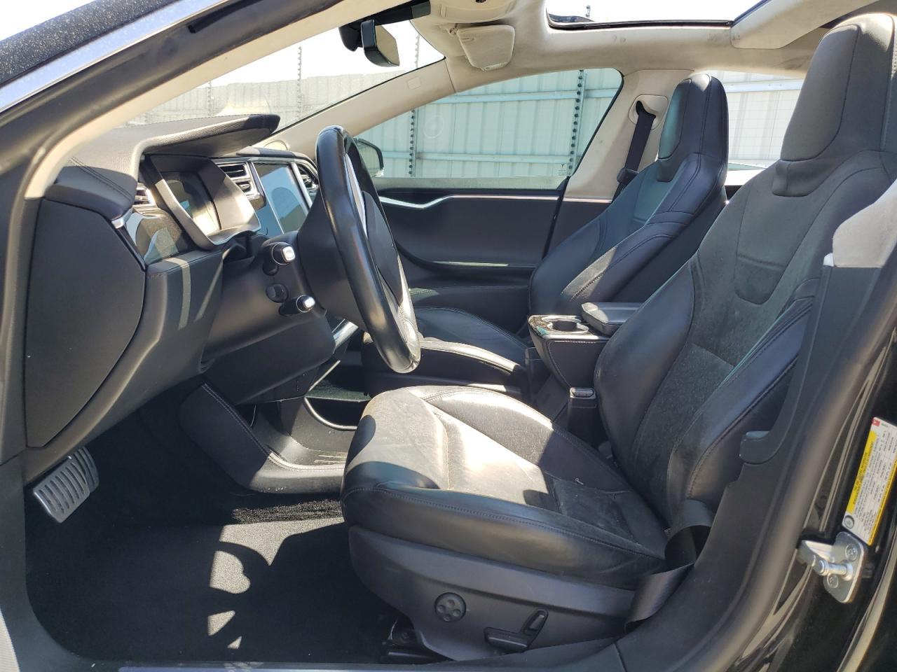 2015 TESLA MODEL S P8 - Image 7