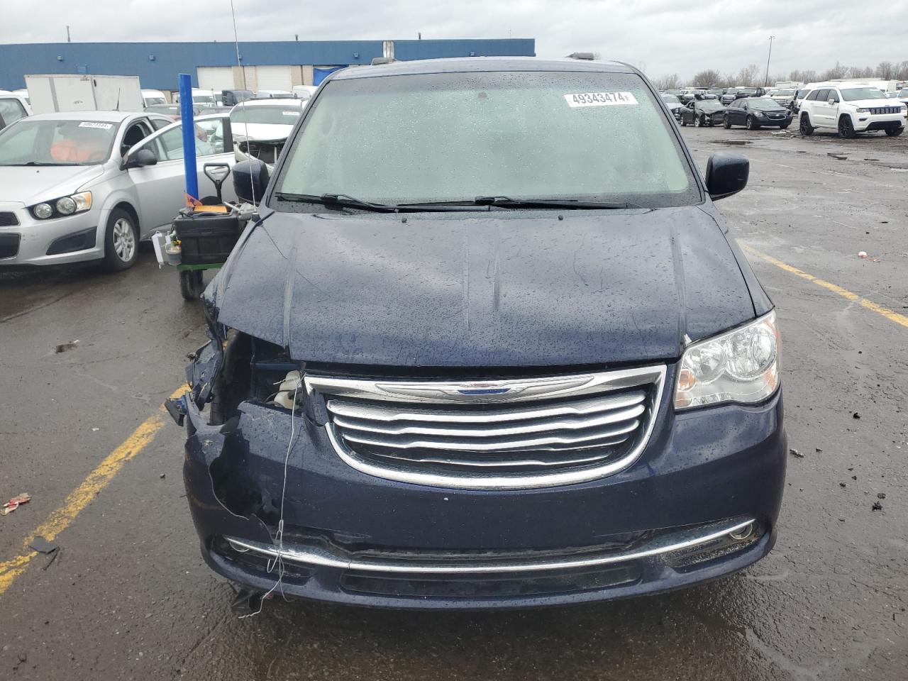 2014 CHRYSLER TOWN & COU - Фото 5