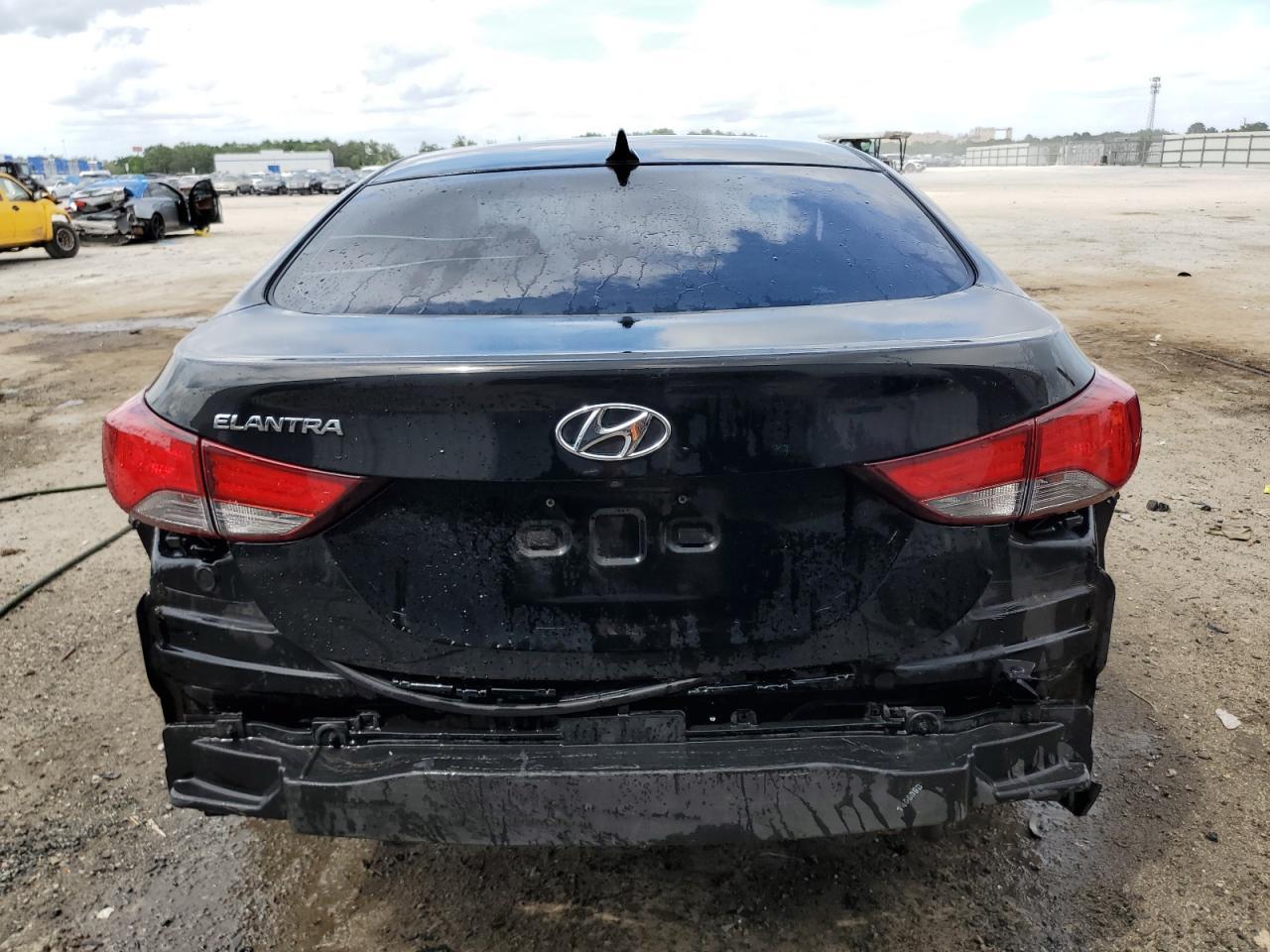 2015 HYUNDAI ELANTRA SE - Фото 6