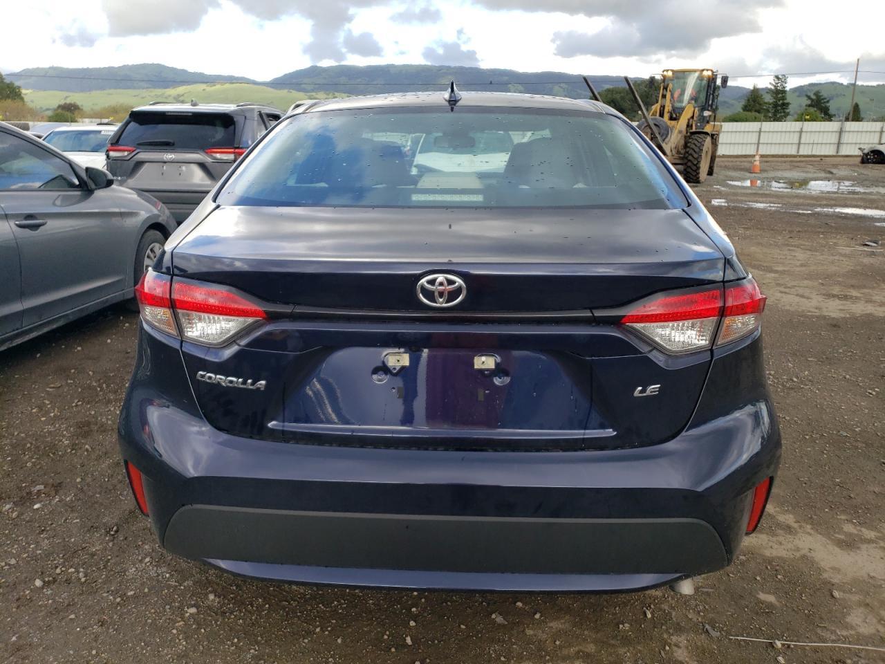 2022 TOYOTA COROLLA LE - Image 6