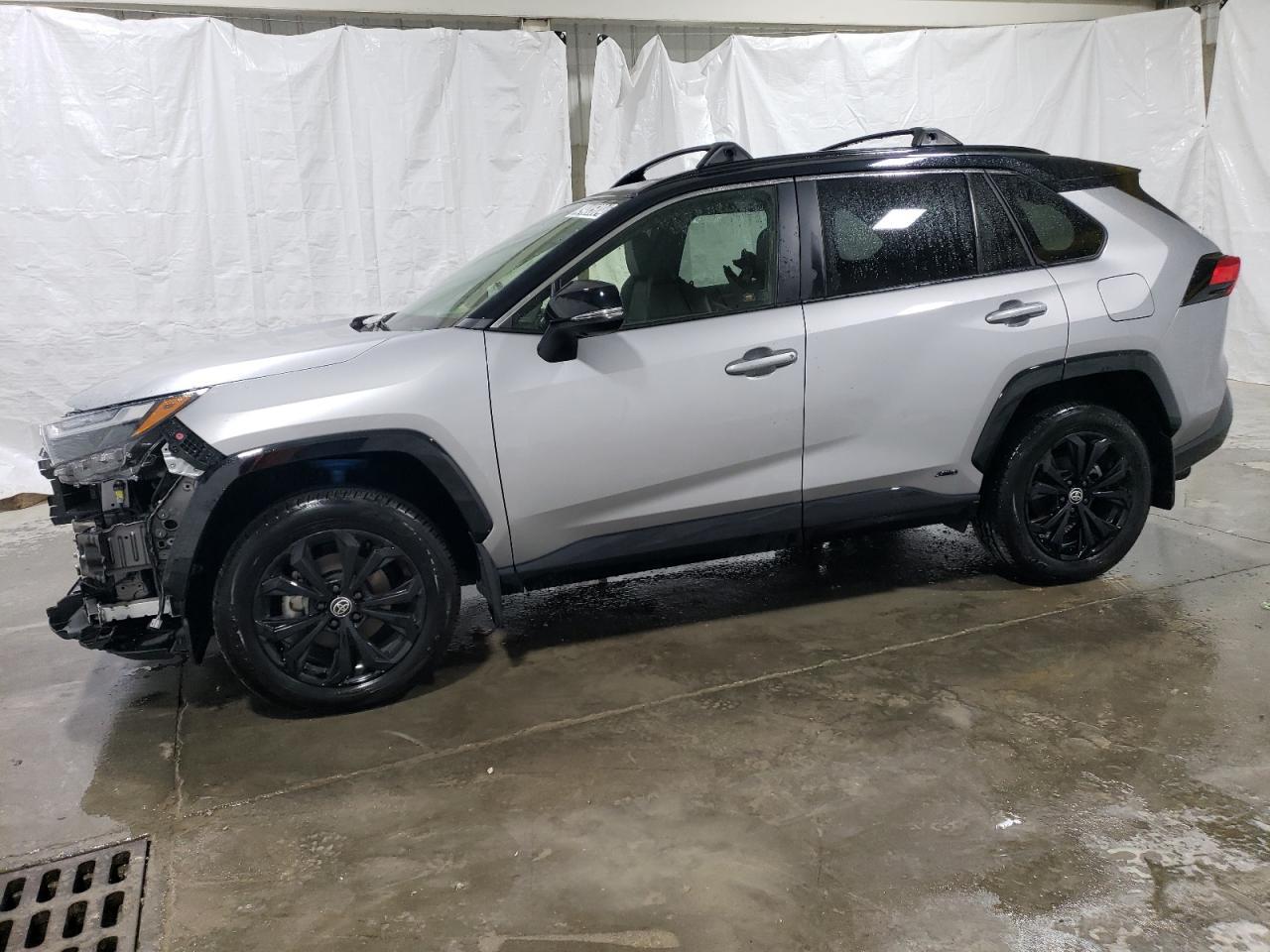 2022 TOYOTA RAV4 XSE car image