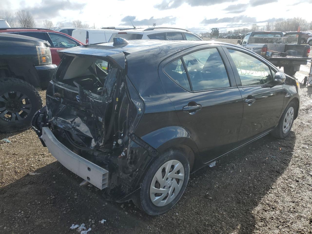 2016 TOYOTA PRIUS C - Фото 3