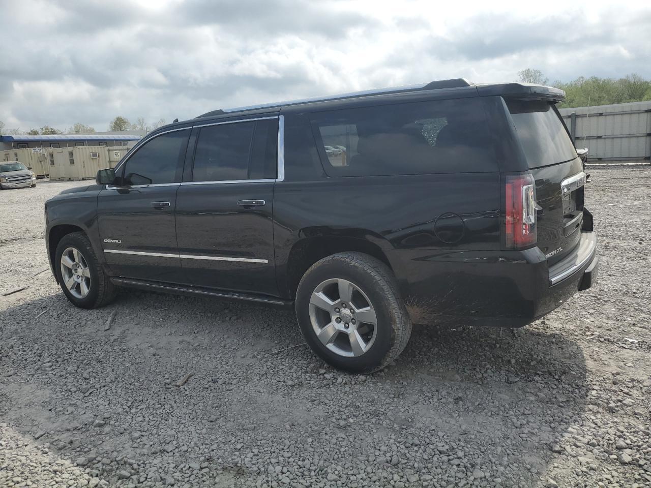 2016 GMC YUKON XL D - Image 2
