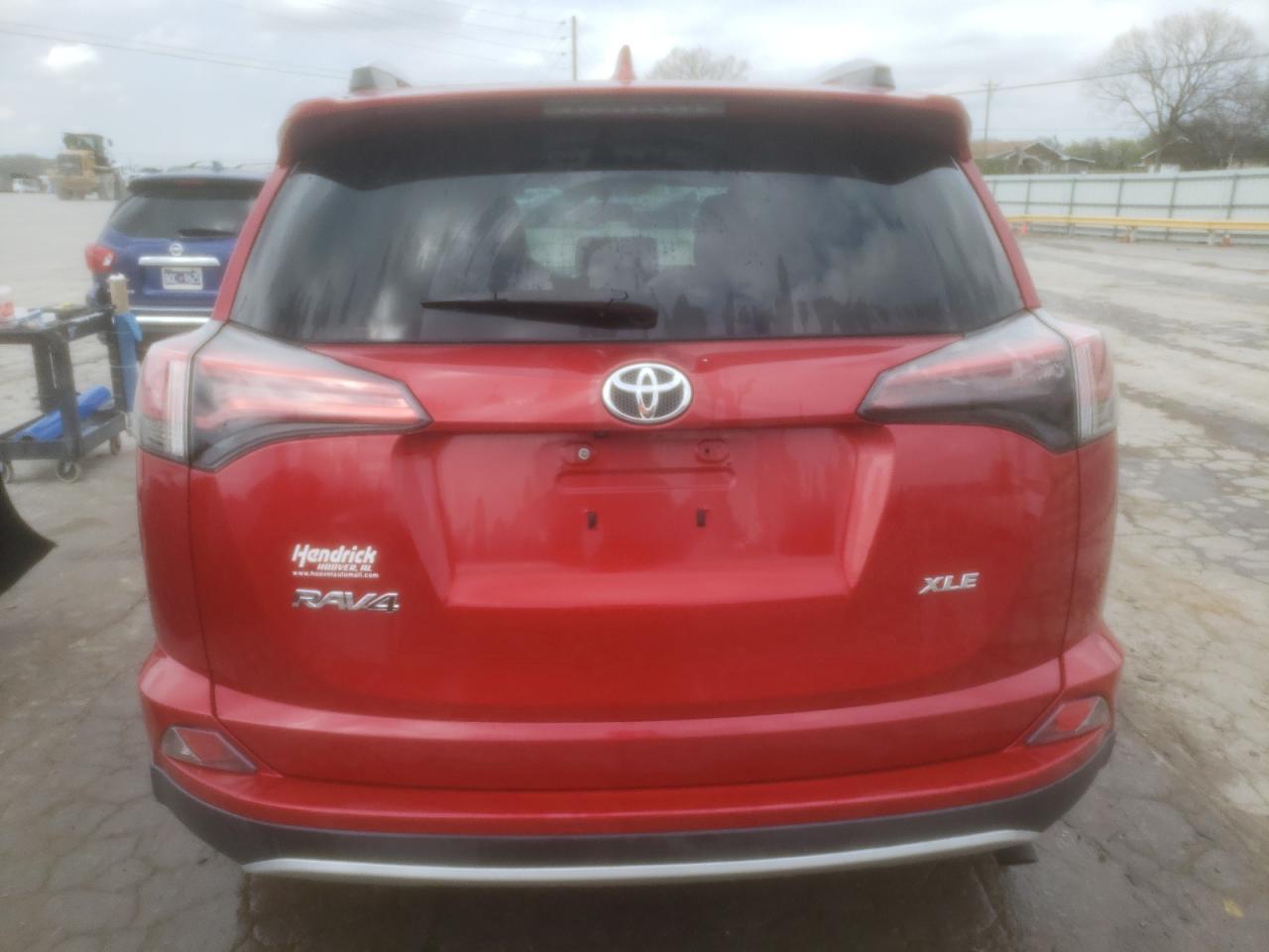 2016 TOYOTA RAV4 XLE - Фото 6