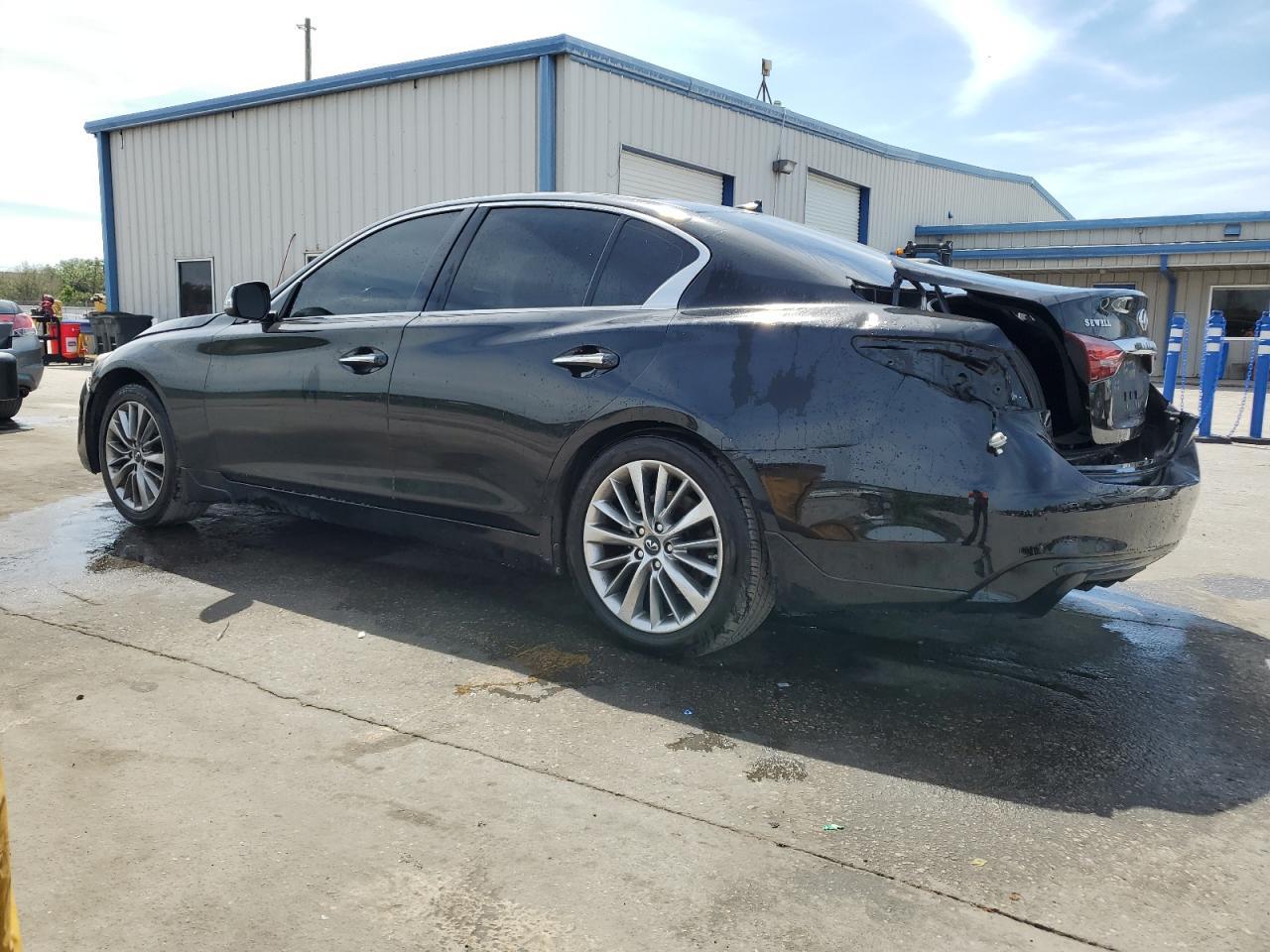 2019 INFINITI Q50 LUXE - Image 2